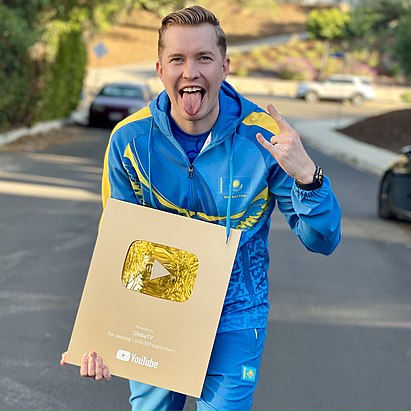 Глеб Маврин