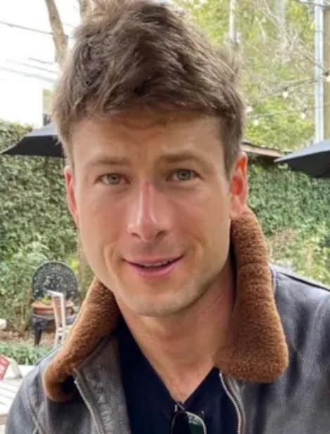 Глен Пауэлл