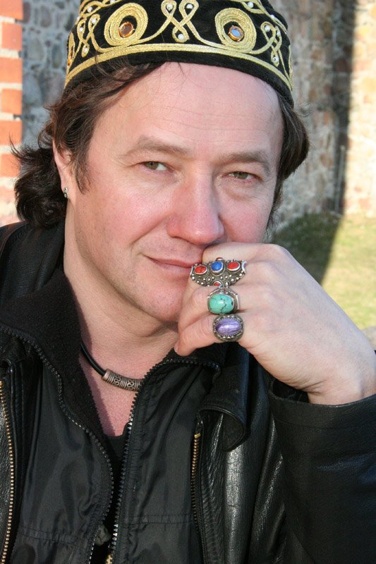 Олег Гончаров