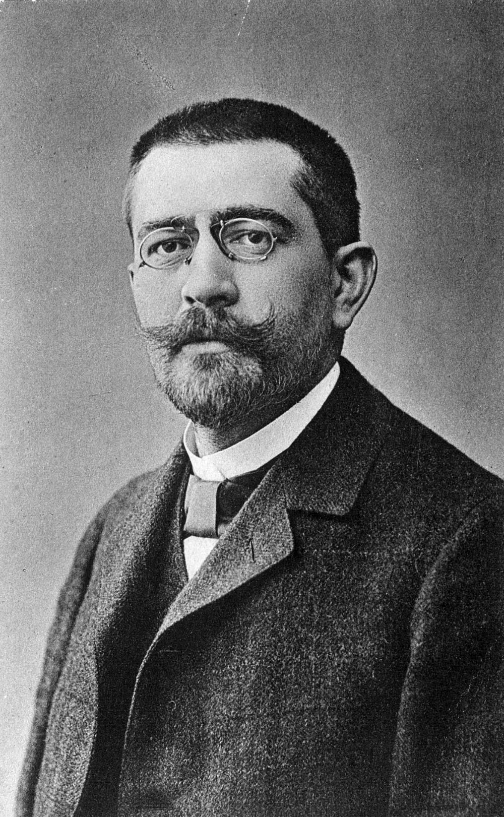 Густав Носке