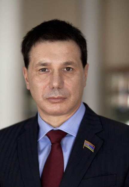 Игорь Зубарев