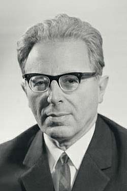 Иосиф Шкловский