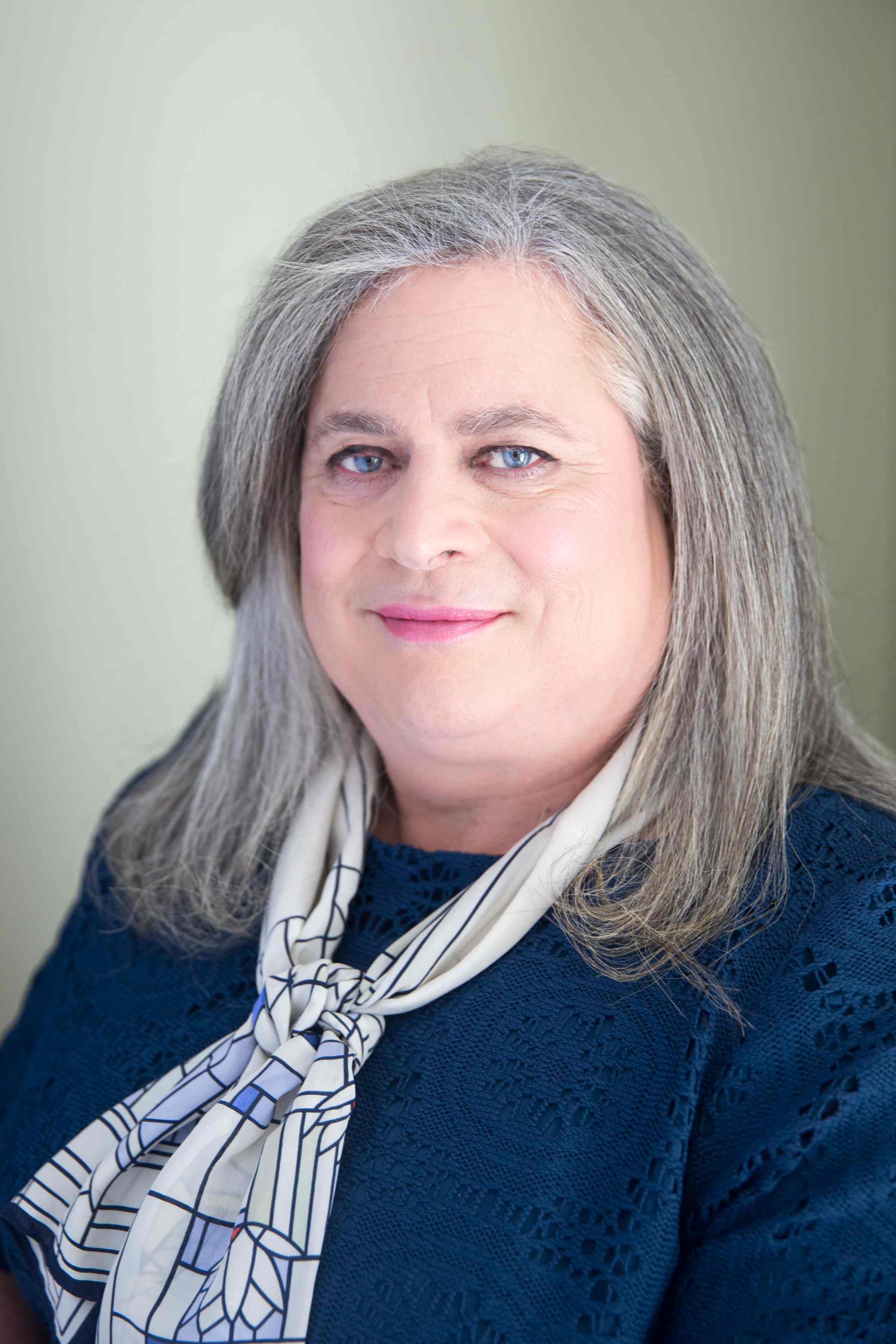 Джеймс Притцкер