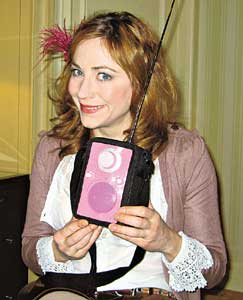 Жюли Депардье