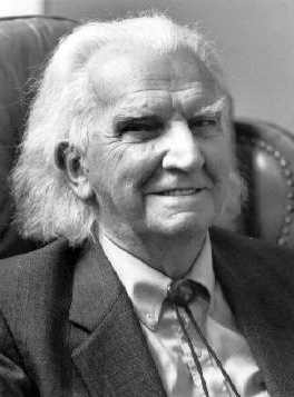 Кеннет Эварт Боулдинг