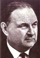 Константин Бадигин