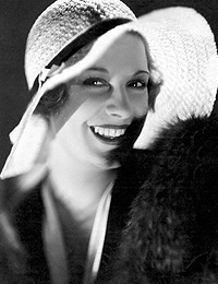 Лили Дамита