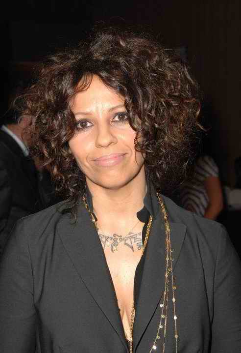 Линда Перри