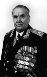 Махмут Гареев