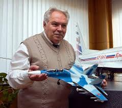 Михаил Симонов