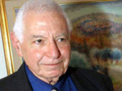 Миха Линденштраус