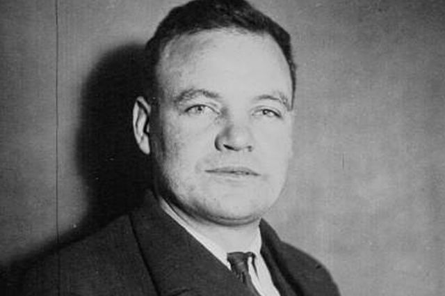 Морис Торез