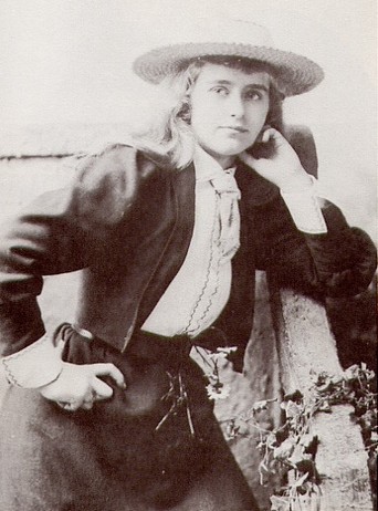 Натали Барни