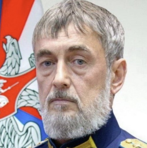 Александр Николаев