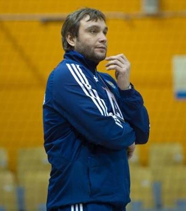 Олег Кулешов