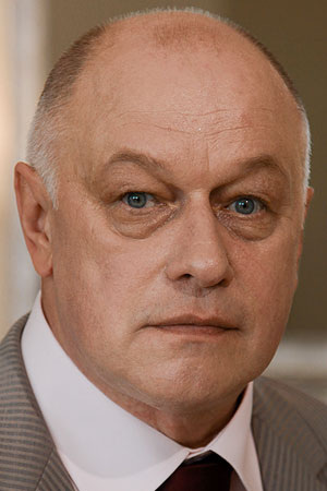 Олег  Масленников