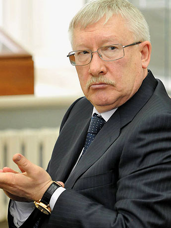 Олег Морозов