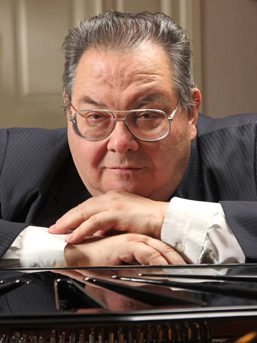 Николай Петров