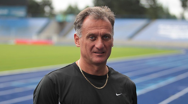 Роберт Эммиян