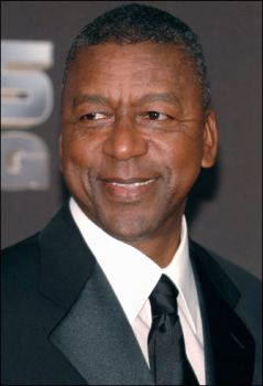 Роберт Л. Джонсон