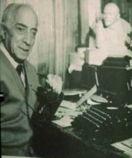 Саша Красный