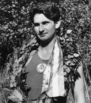 Слава Амирагов