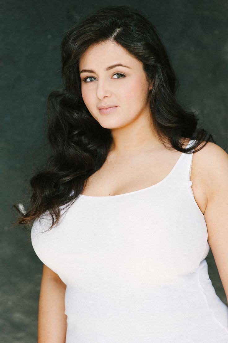 София Адамс