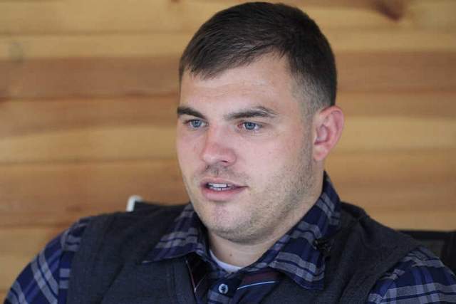 Трэвис Миллс