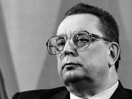 Валентин Павлов