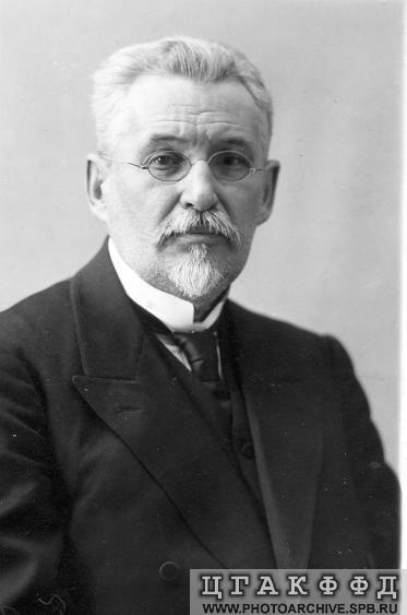 Василий Харламов