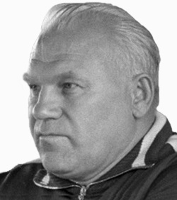 Виктор Огуренков