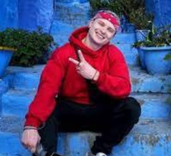 Виталий Багров