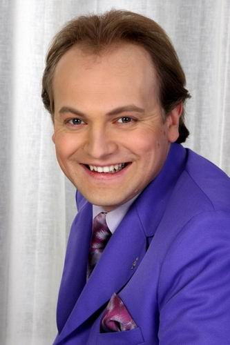 Владимир Овчаров