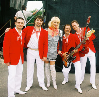 Здравствуй, Песня